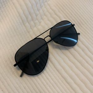 Marsquest. Black Aviator Sunglasses.